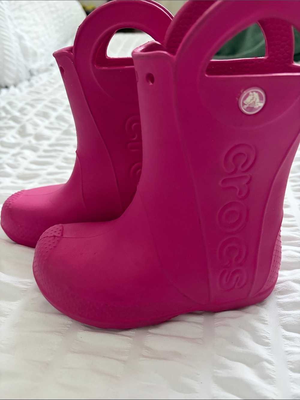CROCS Rain Boots -Kids Bright Fuchsia Waterproof with Pull Handles. Fun for play